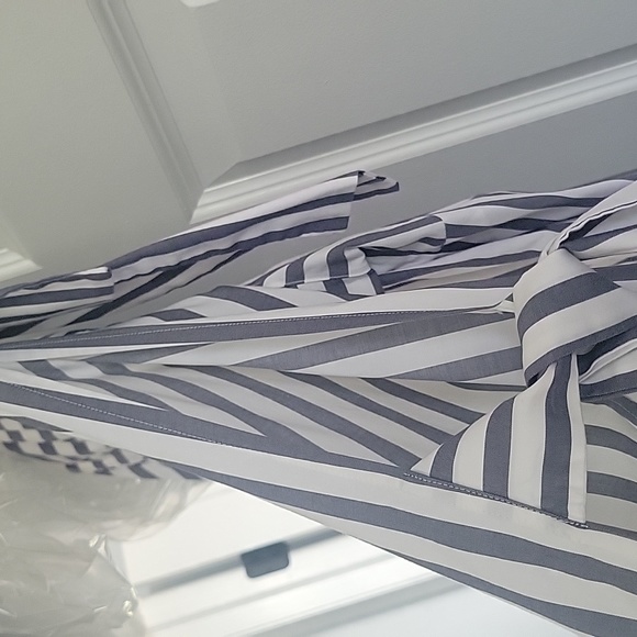 Banana republic button down shirt - Picture 3 of 8